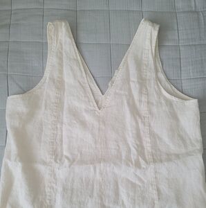 Everlane Linen V-neck Midi Dress